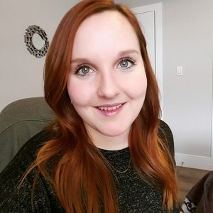 Meet your Posher, Alexandrea